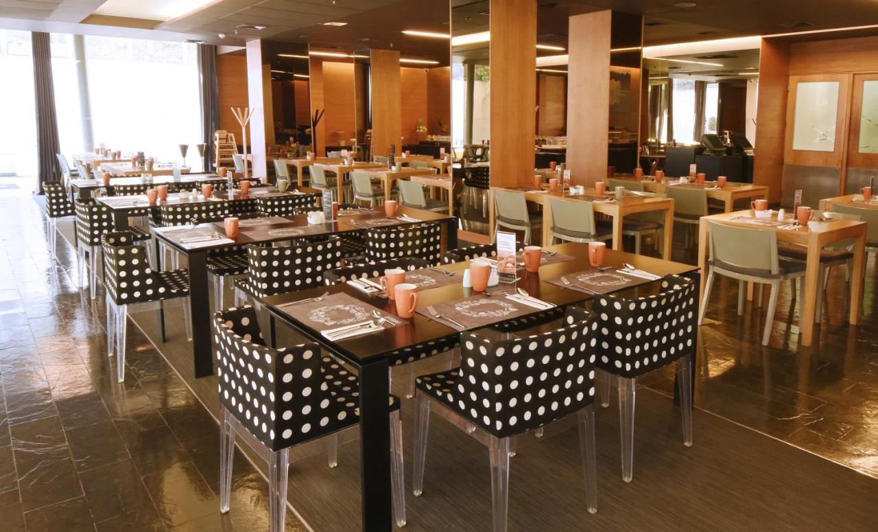 Solace Hotel Santiago de Chile Eksteriør billede Restaurant