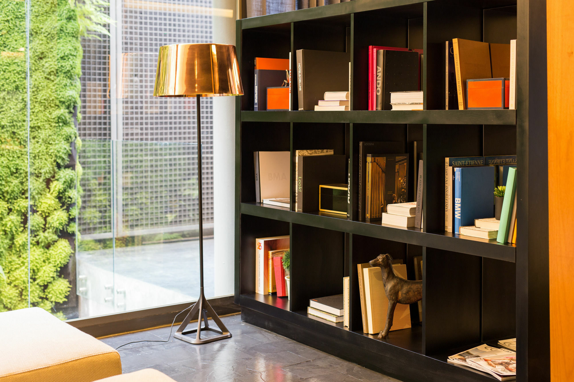 Solace Hotel Santiago de Chile Eksteriør billede Library
